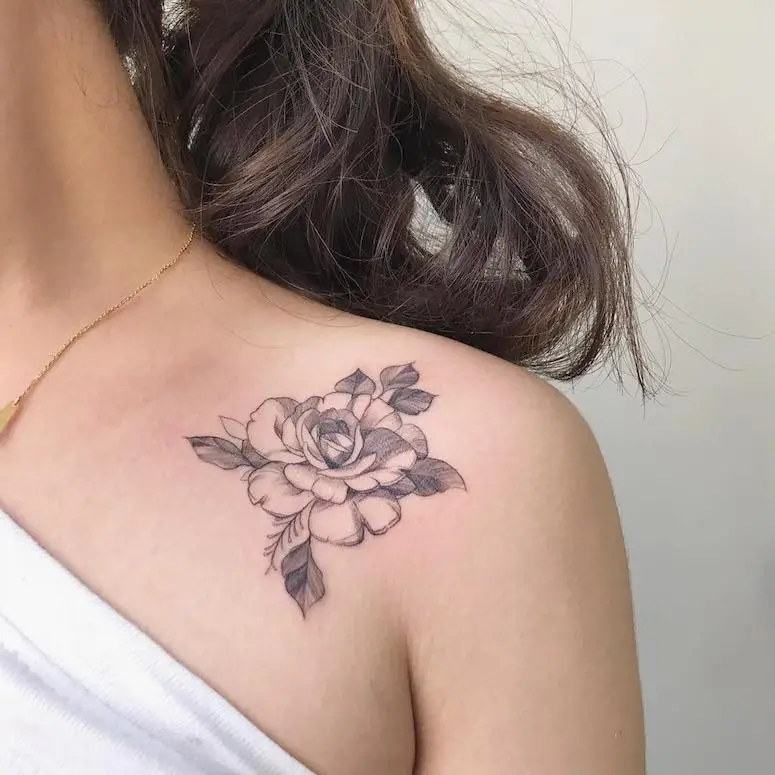100 pictures of tattoo women's shoulder to get you in the groove