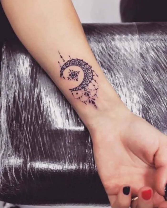 Check it out right now + 100 ideas for tattoo for women for you to choose from