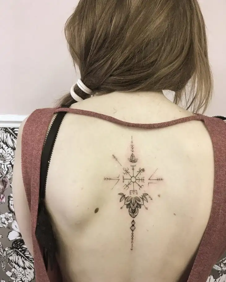 More than 60 tips from a tattoo on the back for you to get inspired