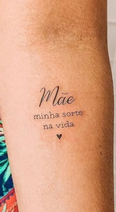 Creative and meaningful phrase tattoos to inspire you