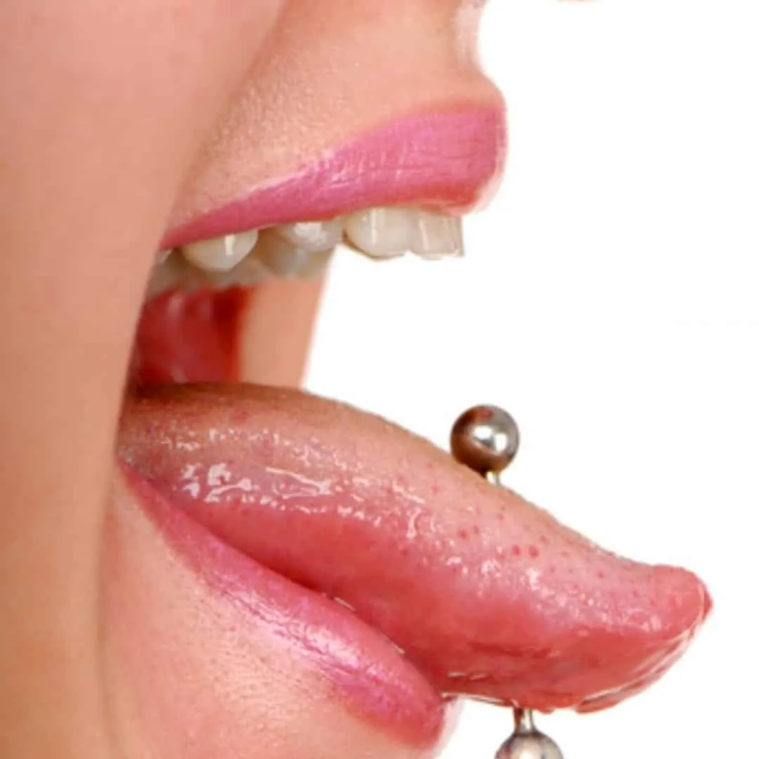Piercing en la lengua: qué es y cómo cuidarlo