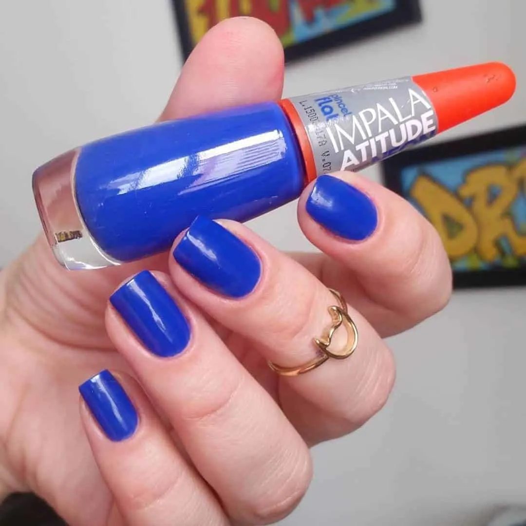 Esmalte de uñas azul, mira consejos sobre el color que luce increíble en todos los tonos de piel