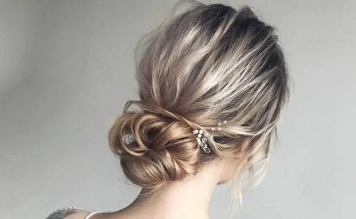 Bun - 10 hairstyles that will help you to get away from the heat