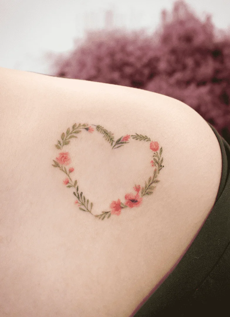 The tattoo of the heart, meaning, designs, most commonly used to + 35 inspiration