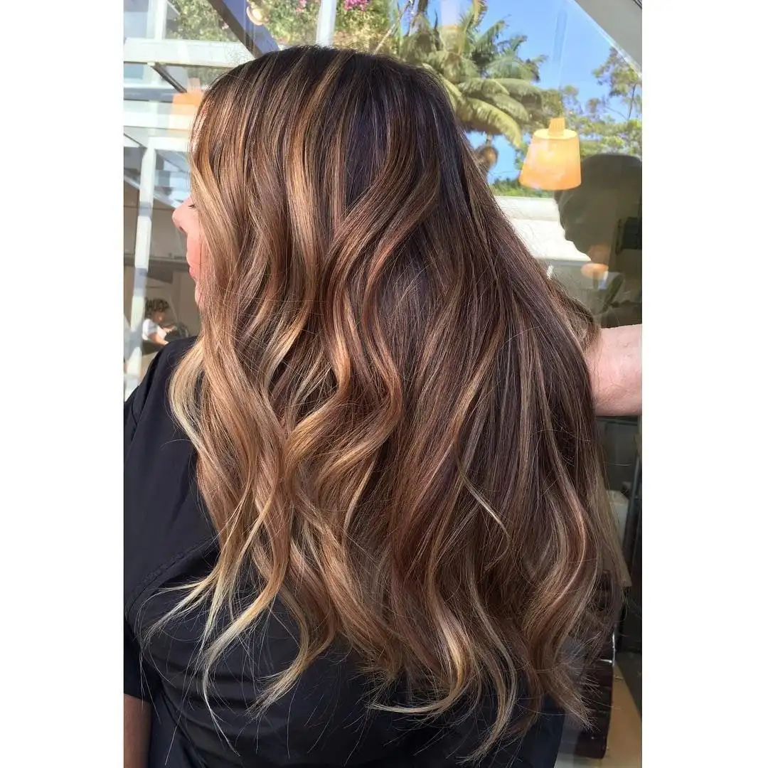 Hair colors for brunettes - discover the different types of tones