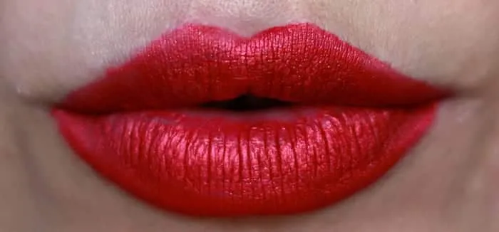 Discover now all the colors you can use for red lipstick