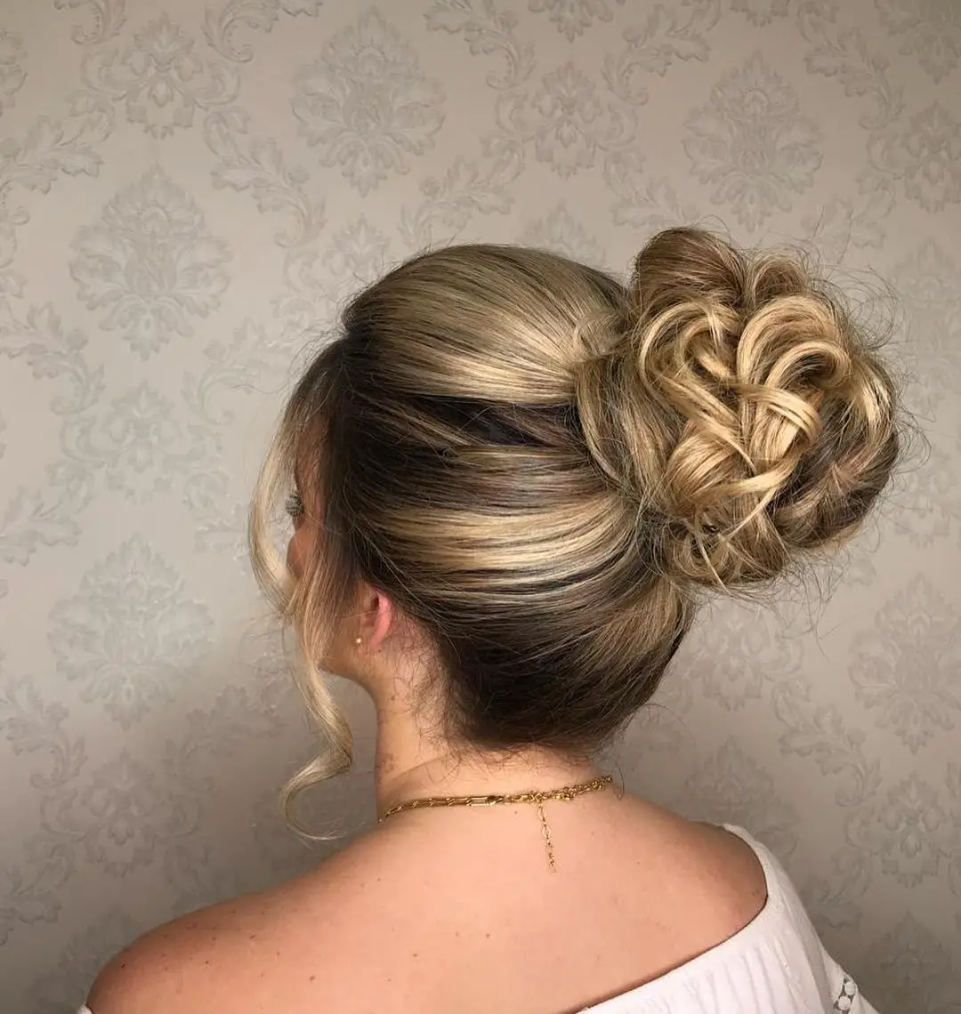 60 hairstyles, from simple to elegant, to wear at a wedding