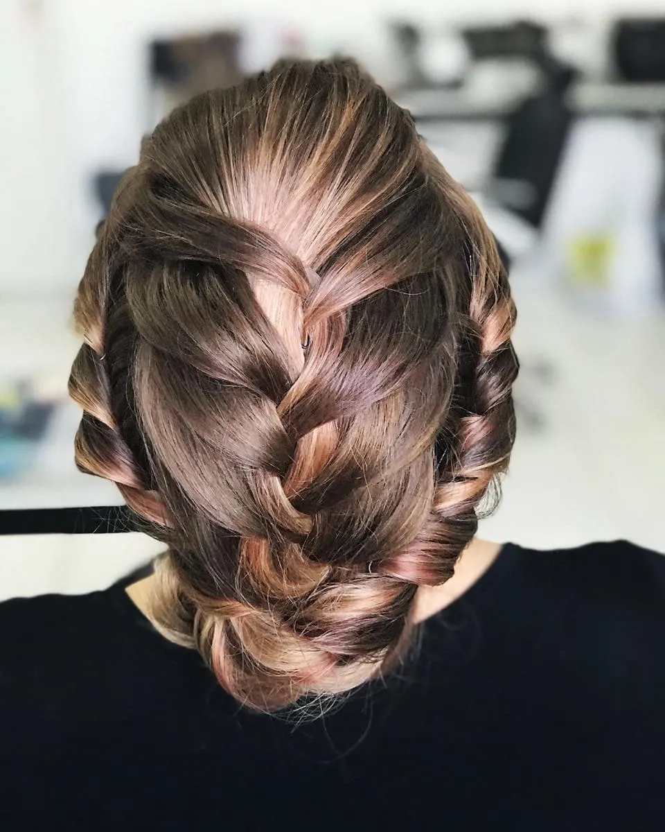 60 hairstyles, from simple to elegant, to wear at a wedding