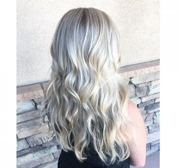 Discover pearly blonde, a new variation of platinum blonde