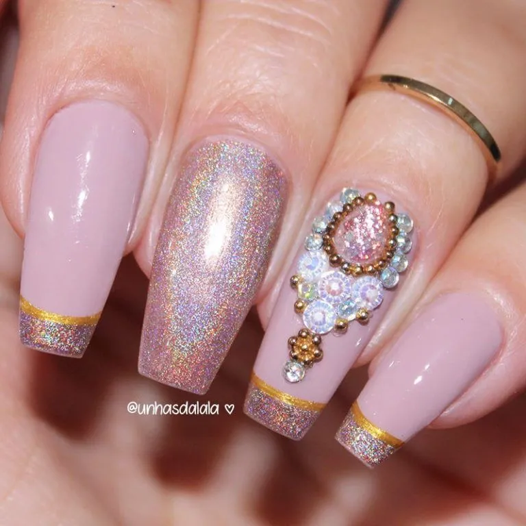 Decorated nails 2019: Check out the creative trends for this year