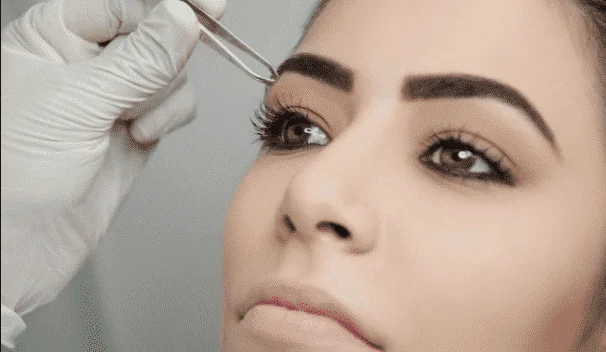 Eyebrow micropigmentation: experts answer questions about the procedure