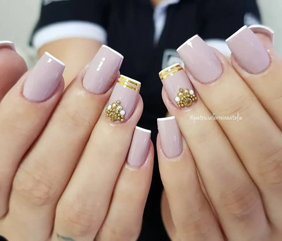 Nude nails: when to use them and 100 photos to inspire you!