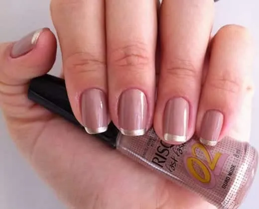 Nude nails: when to use them and 100 photos to inspire you!