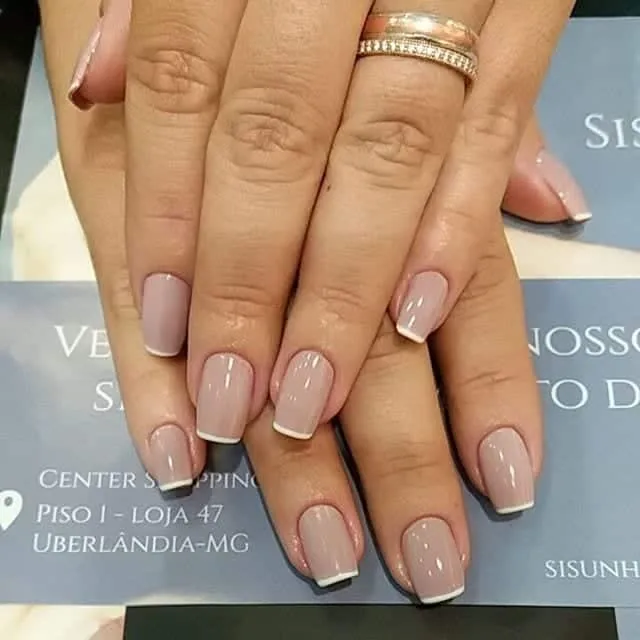 Nude nails: when to use them and 100 photos to inspire you!