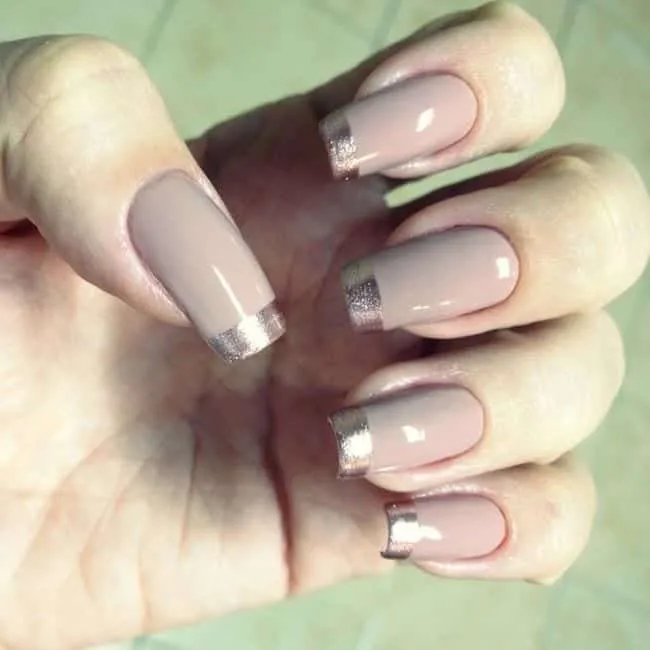 Nude nails: when to use them and 100 photos to inspire you!