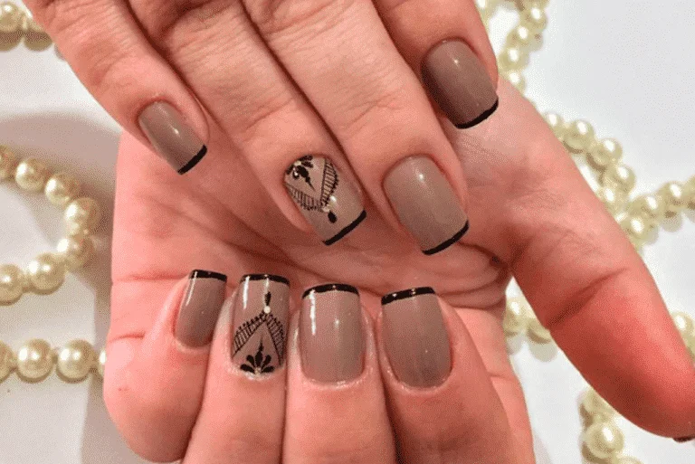 Nude nails: when to use them and 100 photos to inspire you!